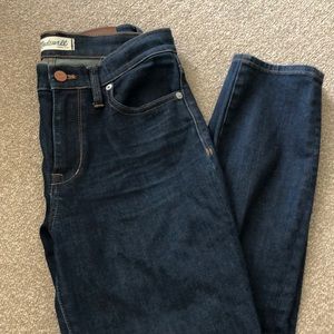 Madewell Highrise ankle length dark wash jeans